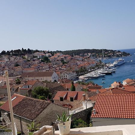 Apartments Bocin Rosso Hvar Town Eksteriør billede