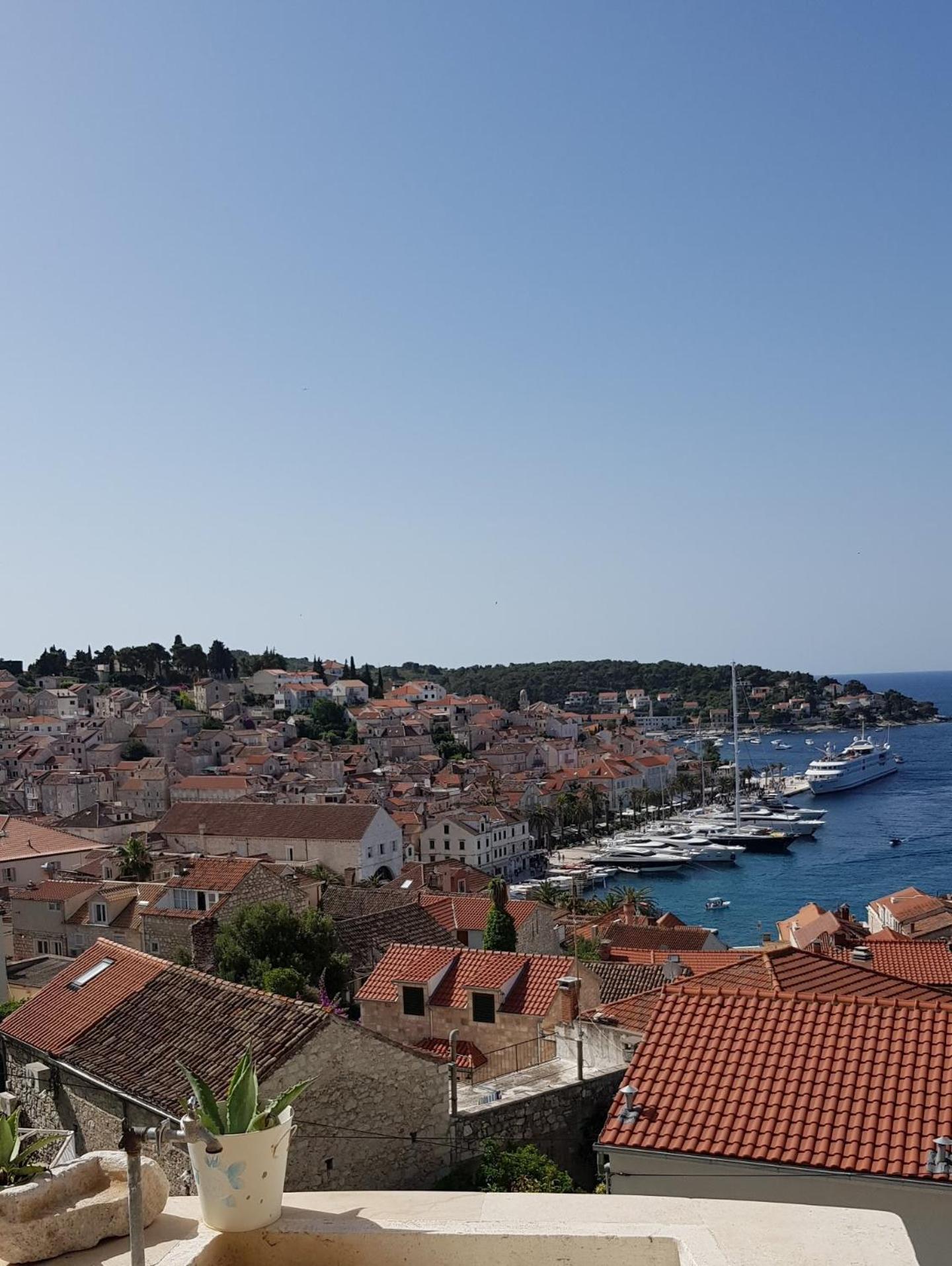 Apartments Bocin Rosso Hvar Town Eksteriør billede