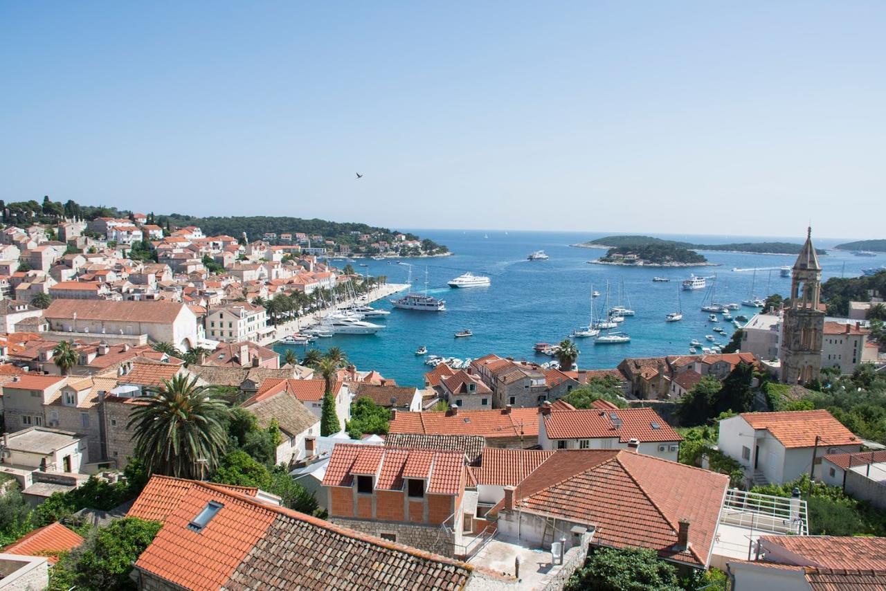 Apartments Bocin Rosso Hvar Town Eksteriør billede